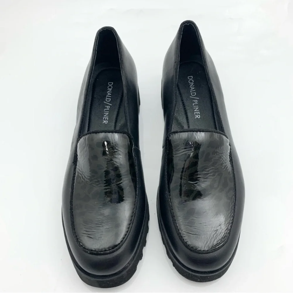 “DONALD J. PLINER” Rowin Platform Leopard Loafer